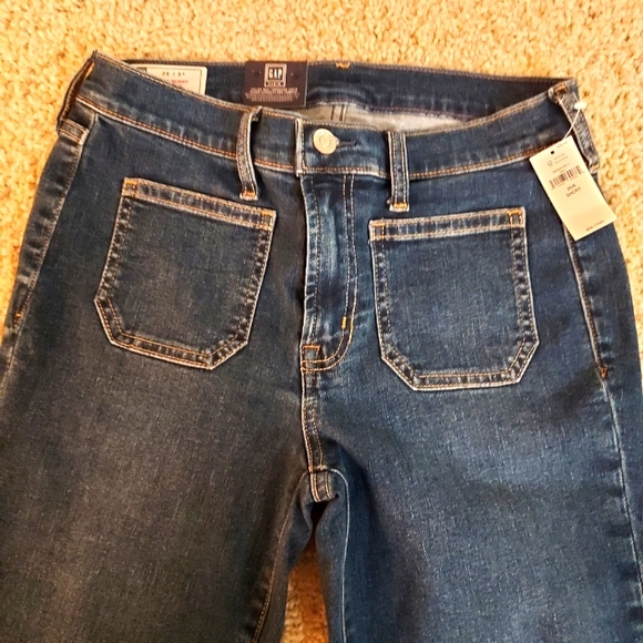 Gap Jeans, size 28/6 short - Picture 2 of 8
